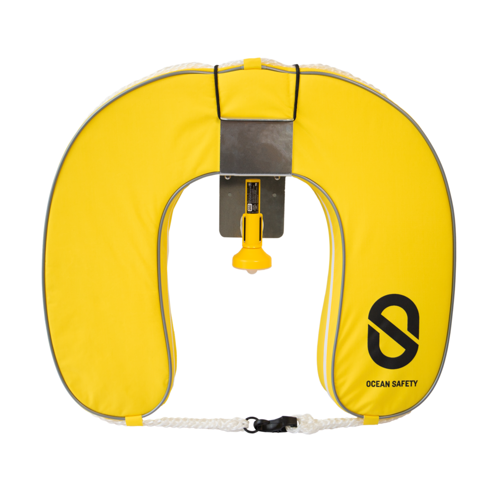 Ocean Safety Horseshoe Set with Aquaspec Compact Light - Yellow